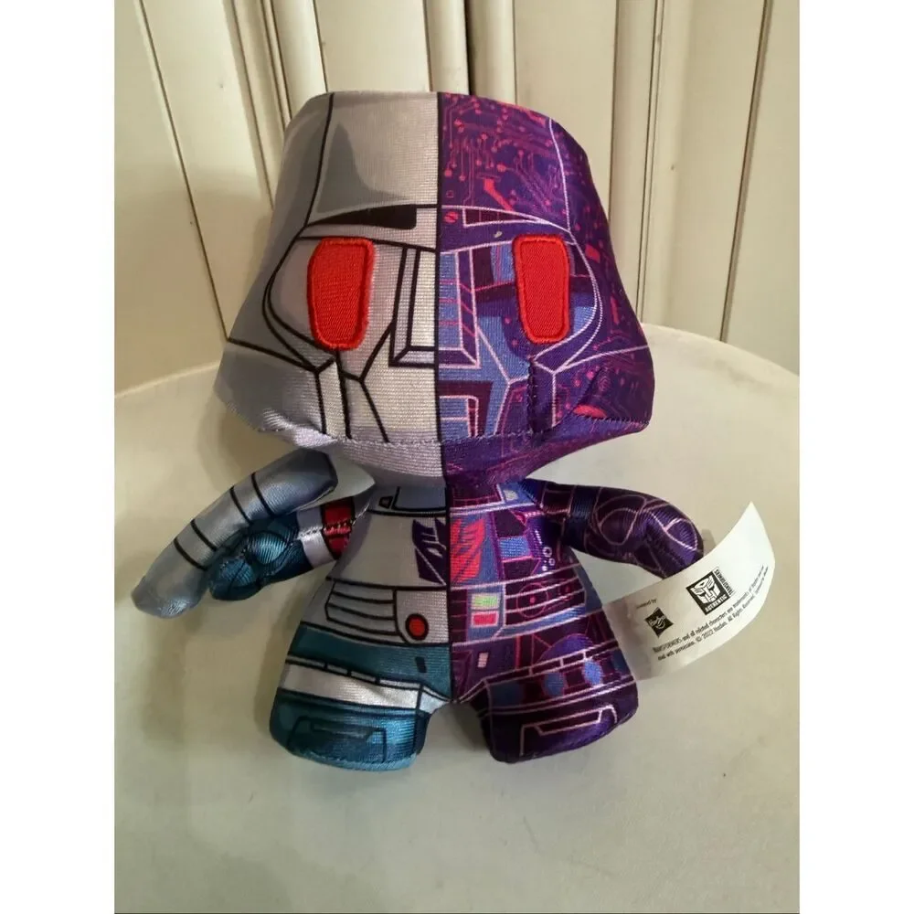 Hasbro YuMe DZNR Transformer Megatron Plush Toy Action Figure Purple Silver NWOT